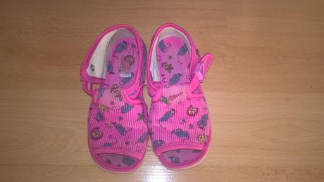 Papučky na přesku, 26