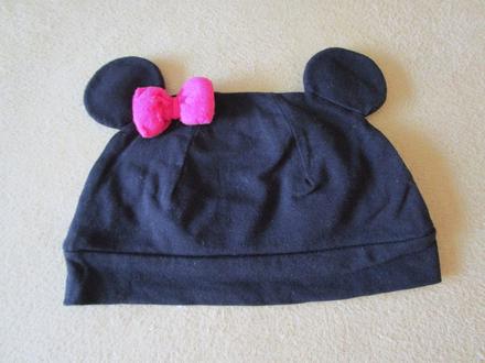 Pěkná dívčí černá bavl. čepička disney, vel. 62/68, disney,62