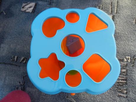 Hračky- vkládačka kostičky s kyblíkem, 