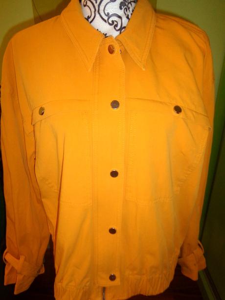 Moderní hořčicově žlutá bunda, 46