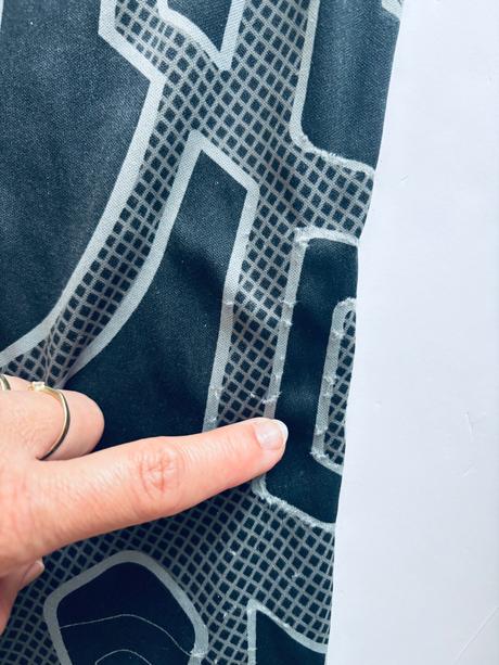 An7/ kostým temný rytíř- v.5/6 let,