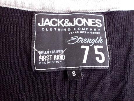 2 ks svetre, hugo boss,s