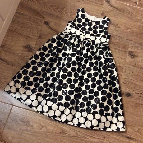 Slavnostní nádherné třpytící šaty, 116