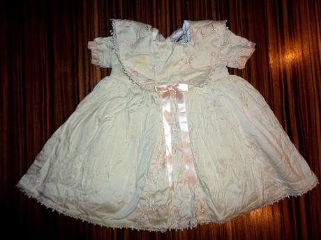 Luxusní slavnostní princeznovské šaty, 80