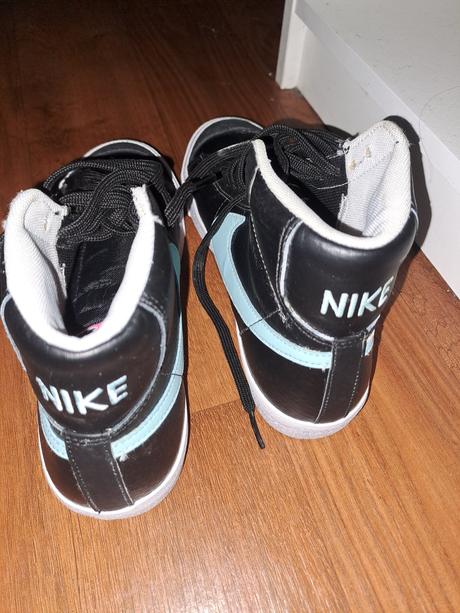 Pekne kotnikove na podzim, nike,36