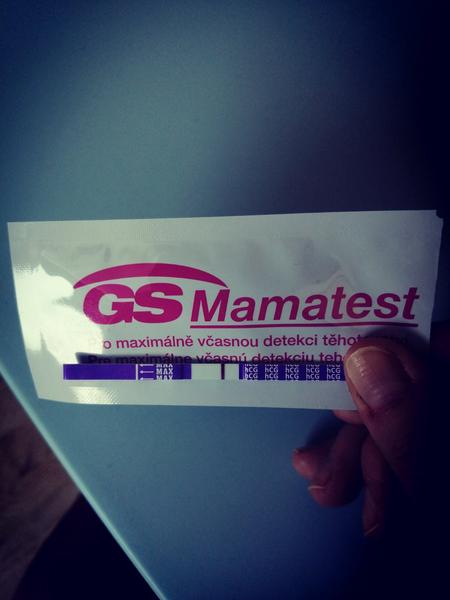 Je test slabě pozitivní devět dní po styku?