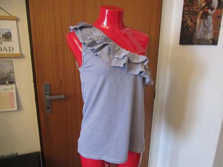 Pěkné bavl. tričko, bílomodrý proužek, vel. m, m