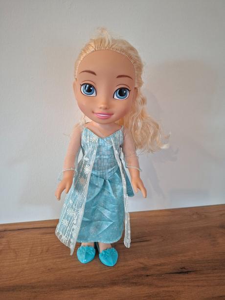 Frozen panenka elza.,