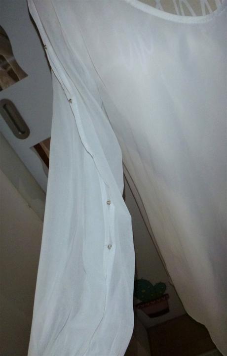 Krásné,bílé šaty se stříbrnými doplńky-vel.m-l, m