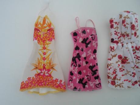 Šaty pro barbie 4ks, 