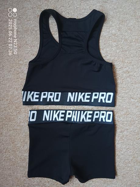 Komplet šortky+bolérko zn."nike", nike