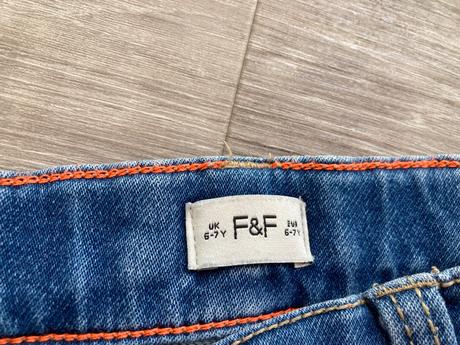 Džínové kratasy, f&f,122