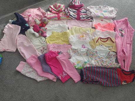 Balík oblečení, 68–80