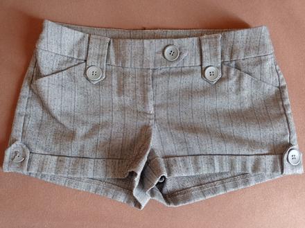 Kraťasy velikost 10 let, 146