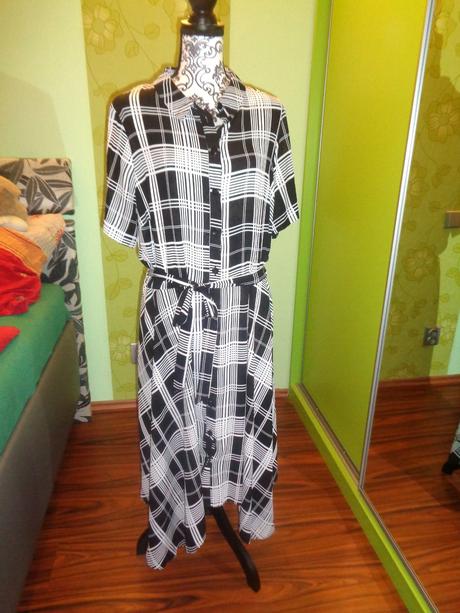 Luxusní černobílé splývavé maxi šaty uk 20, papaya,48