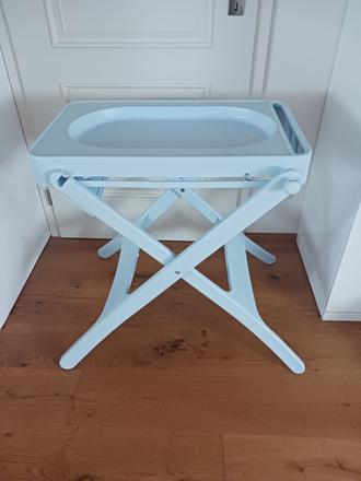 Stojan na vaničku., 