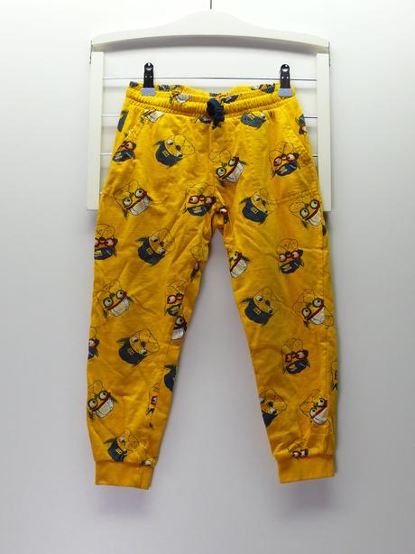 Žluté tepláky, pepco,122