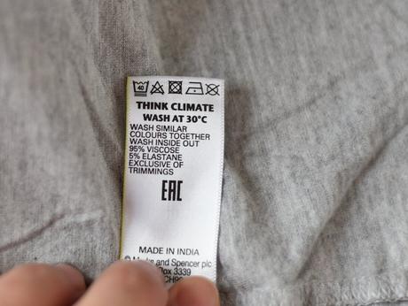 Tričko vel. 10 - 11 let, marks & spencer,146