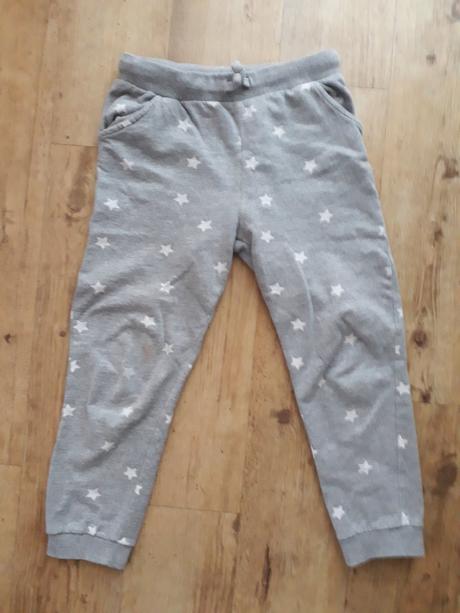 Tepláky 140, sinsay,140