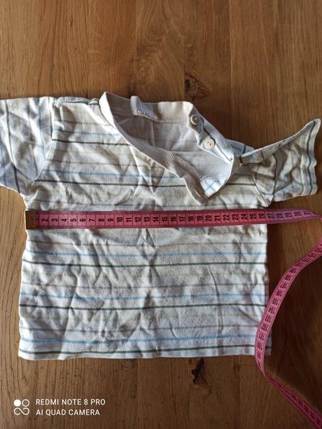 Pruhované tričko, 74