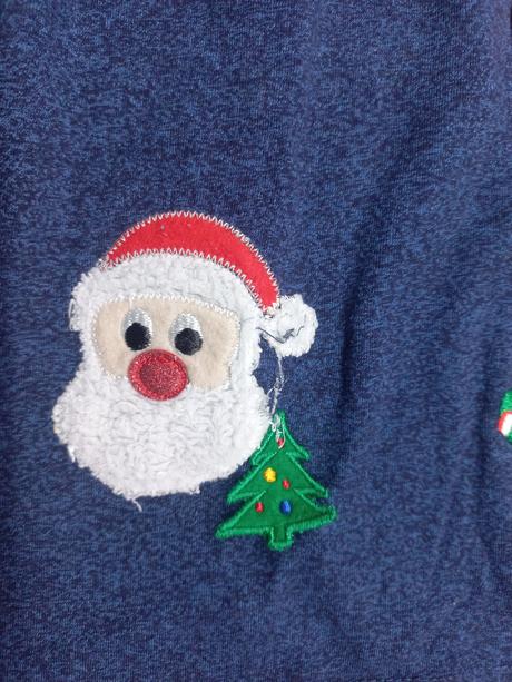 Vánoční tričko, 104