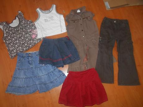 Balíček holčička vel 104, 104–116