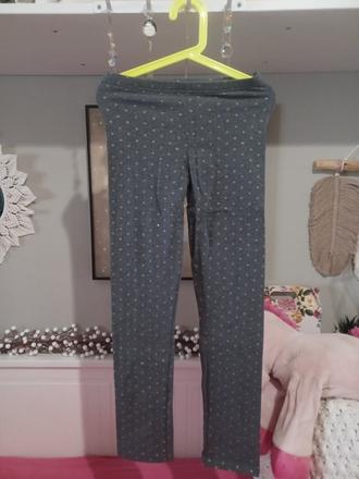 Legíny se zlatými puntíky, 152