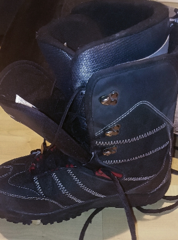 Snowboard vcetně vázání a bot.., 150-159 cm