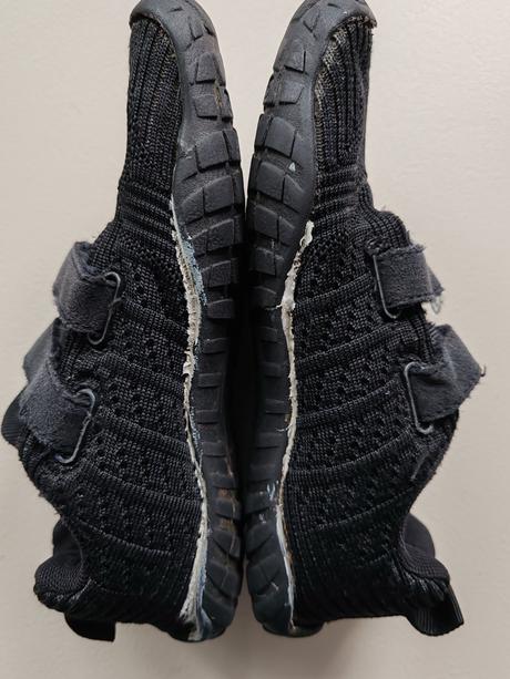 Barefoot tenisky, 31