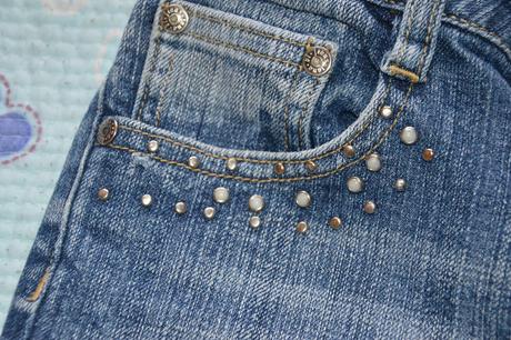 Lehce elastické džíny s cvočky, 140