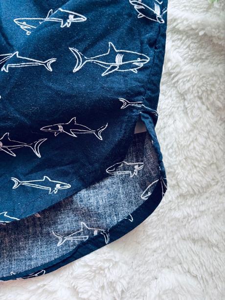 Košile modrá se žraloky - v.4/5 let( 5/6 let), primark,110