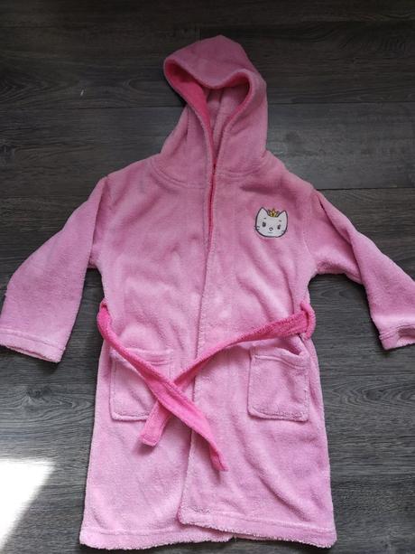 Růžový župan, 98