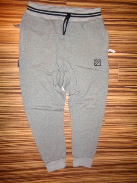 Luxusní šedé tepláky movement, m