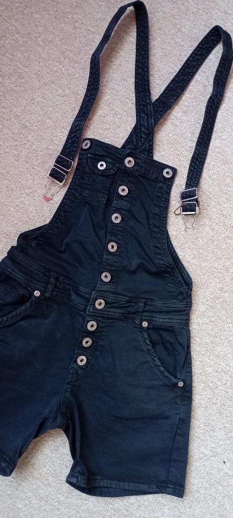 Laclové šortky vel."134-140", 134