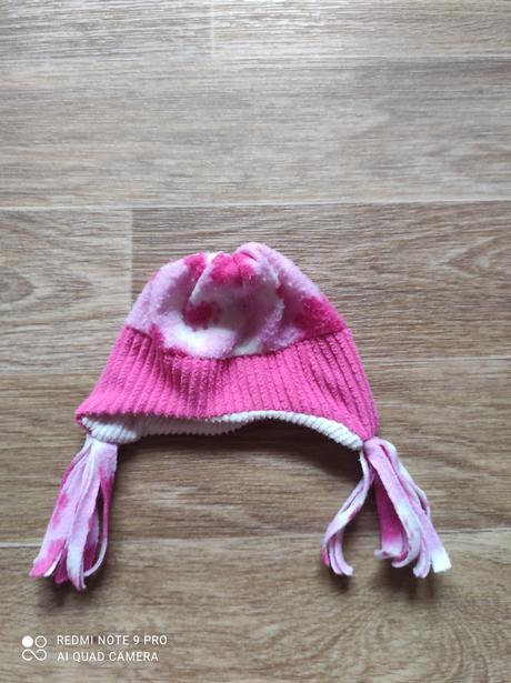 Čepička vhodná na babyborn, 