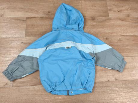 Modrá větrovka, 98