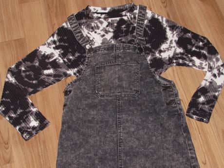 Sukně vel. 146/152, 5x tričko vel. 146/152, kik,152