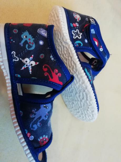 Bačkůrky nošené 7dni ve školce, jako nové 25vel., rak,25