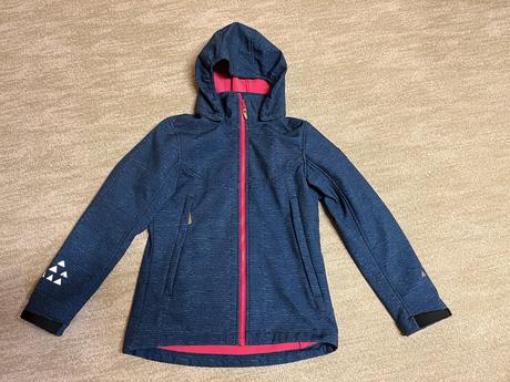Dívčí softshelová bunda reima velikost 152, reima,152