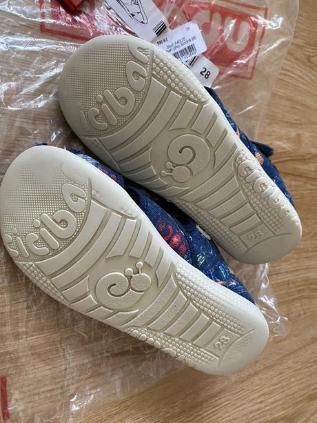 Chlapecké bačkory ciciban - modrá, vel. 28, ciciban,28