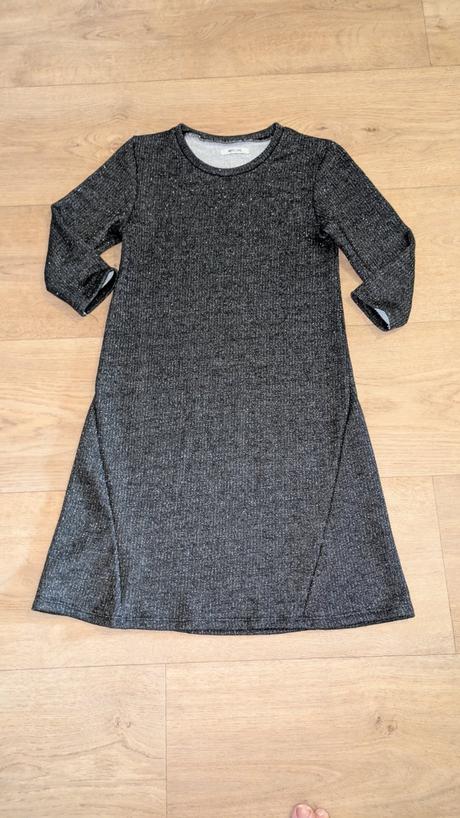 T441  černo-stříbrné mikinové šaty mshll vel. 152, 152