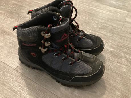 Kotníčkové boty, 33