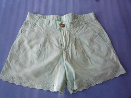 Plátěné světle zelenkavé kraťasy vel. 152, kik,152