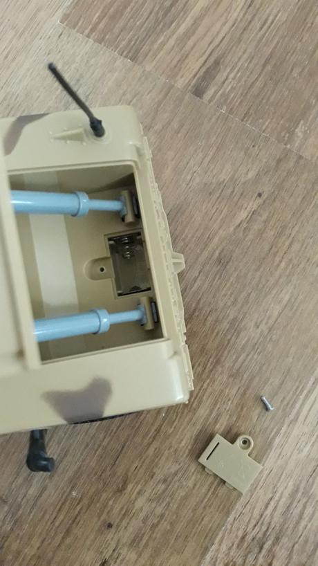 Nové vojenské auto hračka.,