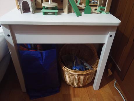 Dětský stoleček ikea a židle, 