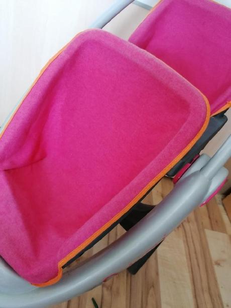 Kočárek po panenky, 