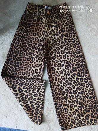 Rifle do zvonu zn."sinsay" vel."140", sinsay,140