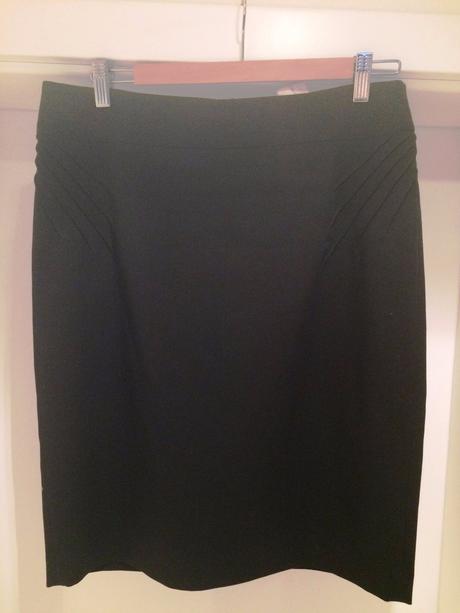 4-kombinace kostýmek - sako, kalhoty, šaty, sukně, 40