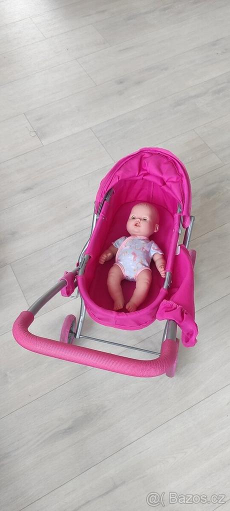 Dětský kočárek pro panenku, 