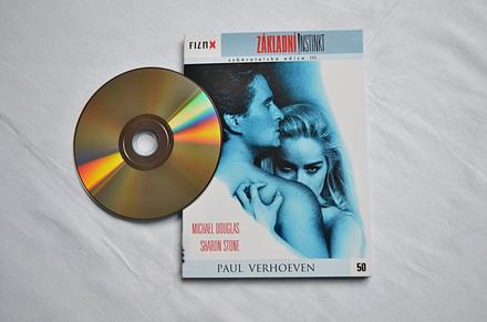 Dvd základní instinkt,